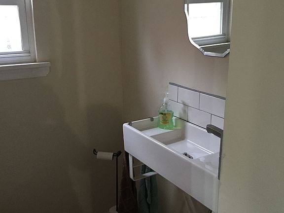 1/2 restroom downstairs
