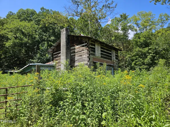 5742 Coeburn Rd, Coeburn, VA 24230