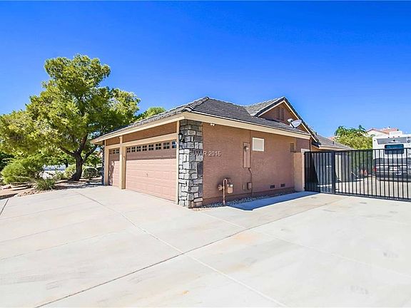 5th image of 1630 Broadmoor Cir