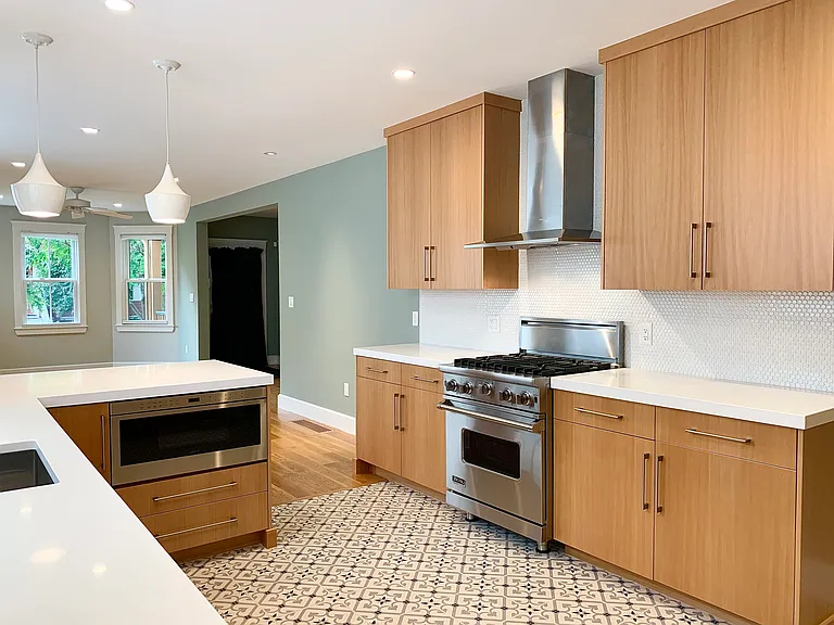 19 Pemberton St #1 — Photo 4