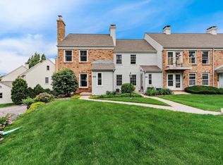 6918 Old Sauk Ct, Madison, WI 53717