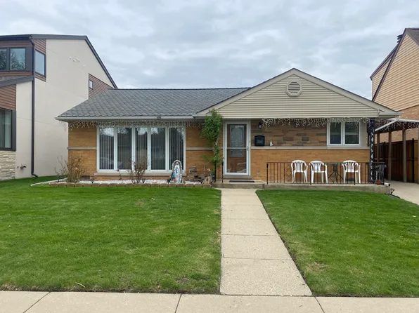 7245 W Lill St, Niles, IL 60714