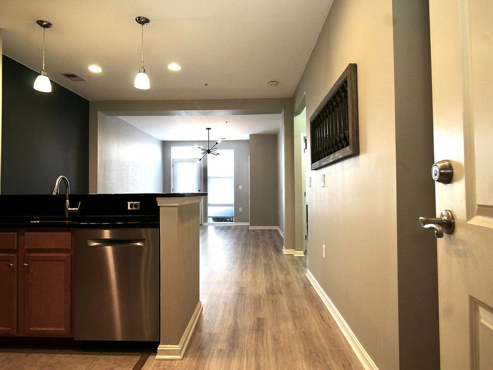 1st image of 2665 Prosperity Ave APT 137