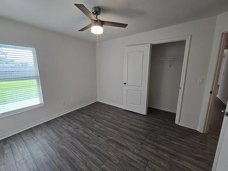 2198 SW Algiers St — Photo 69