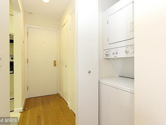 Hallway with W/D