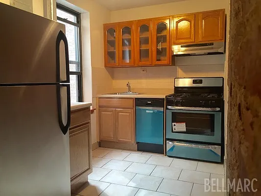 Rented by Bellmarc Realty | media 14