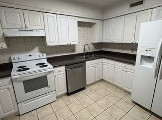 400 Sunrise Dr APT 10, Belleville, IL
