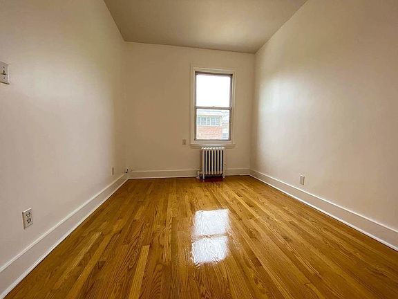 5th image of 63-88 Wetherole St #3B