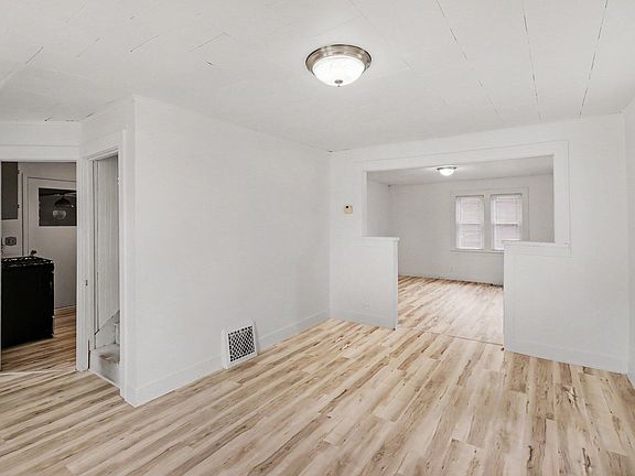 4th image of 8478 E Michigan Ave