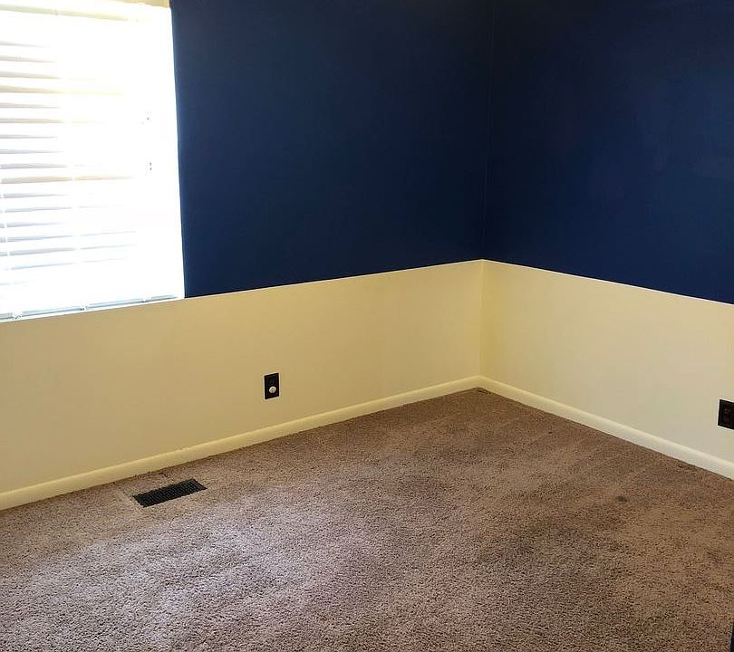 2nd image of 1018 Miss Annies Dr SW