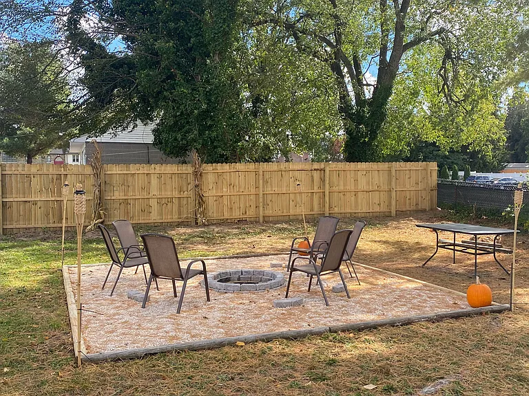 115 Mantua Blvd #B — Photo 3
