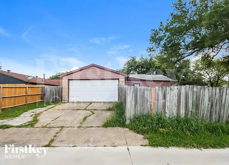 14658 Meyersville Dr — Photo 15
