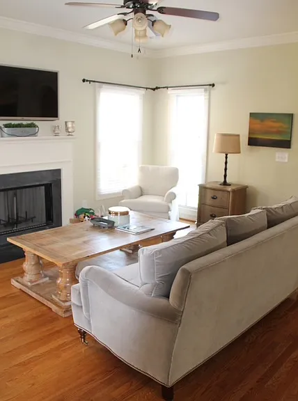 3045 Americus Dr — Photo 2