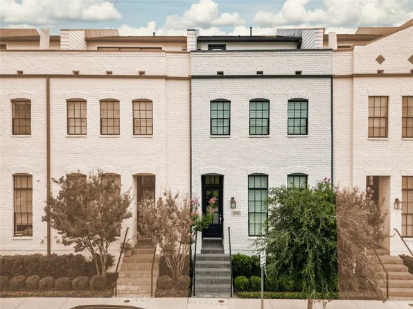 2762 Wingate St, Fort Worth, TX 76107