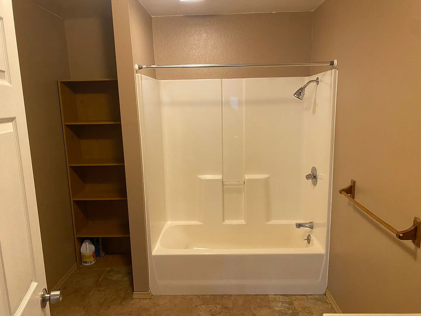 Perez-Big Lake 2 units — Photo 4
