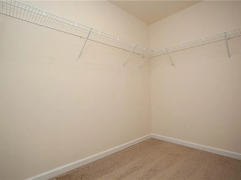 4505 Almanor Cir — Photo 35