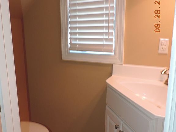 5th image of 42 Winders Creek Dr