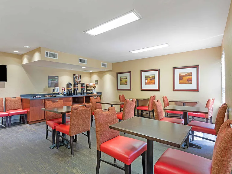 Breakfast Room