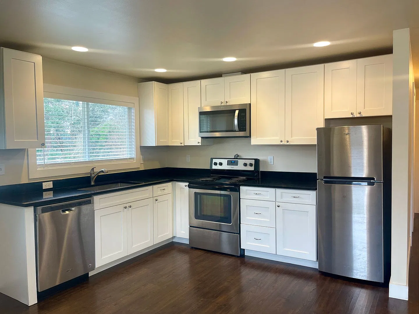 Juniper Street Duplex — Photo 4