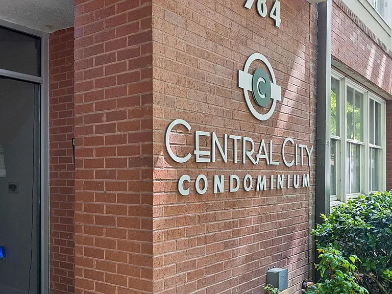 384 Ralph McGill Blvd NE #211 — Photo 27