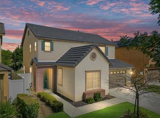 1910 Holt Rinehart Ave, Bakersfield, CA 93311