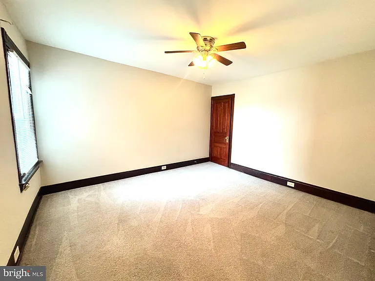 425 Juniper St — Photo 20