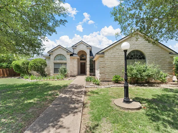 621 S Ruidoso Downs Dr, Waco, TX 76706