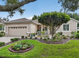 217 Crepe Myrtle Dr, Groveland, FL 34736