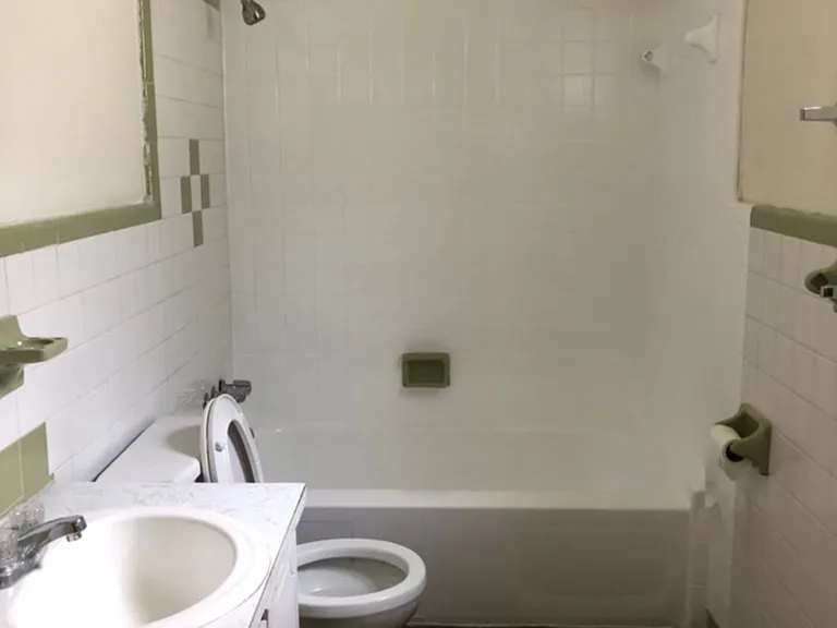 671 E Olive Rd #6 — Photo 1