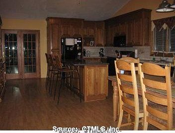 2nd image of 17 Peach Orchard Rd