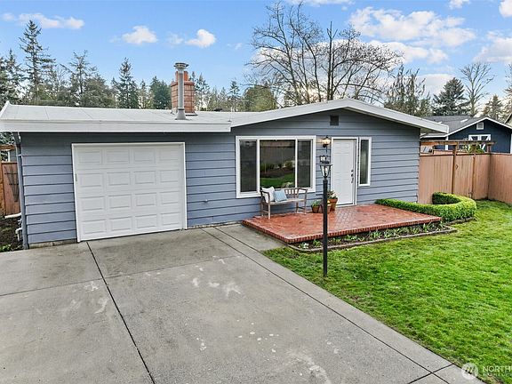 2nd image of 624 217th Street SW