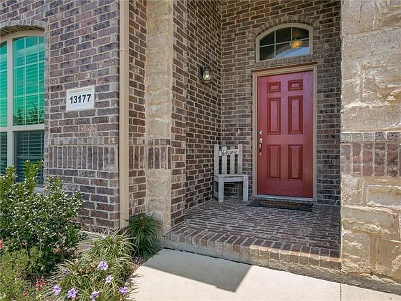 3rd image of 13177 Palancar Dr