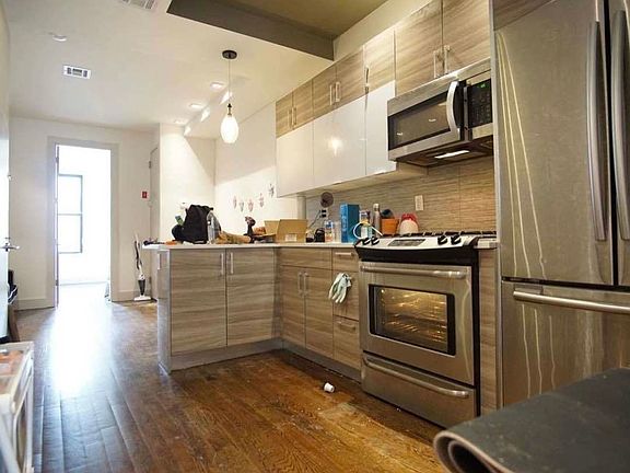2nd image of 177 Wyckoff Ave APT 2