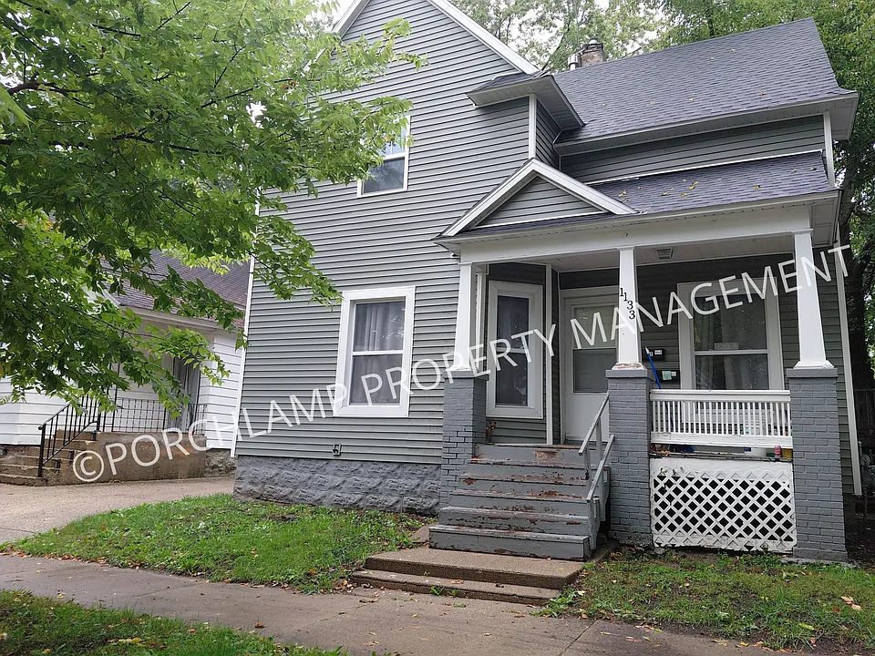 1133 Lincoln Ave NW #2