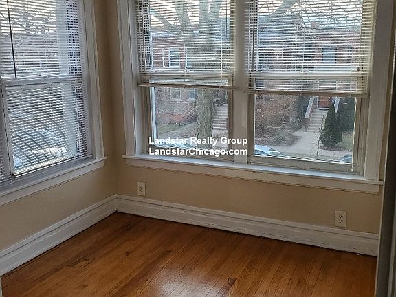 2nd image of 4455 N Maplewood Ave #2