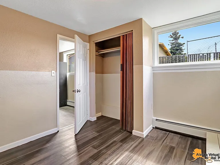 1335 Hyder St — Photo 14
