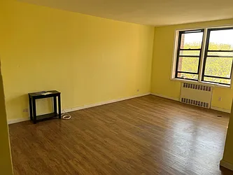 Rented by Royal House Realty, Inc.