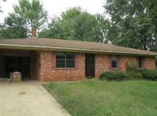 151 Allen St, Charleston, MS 38921