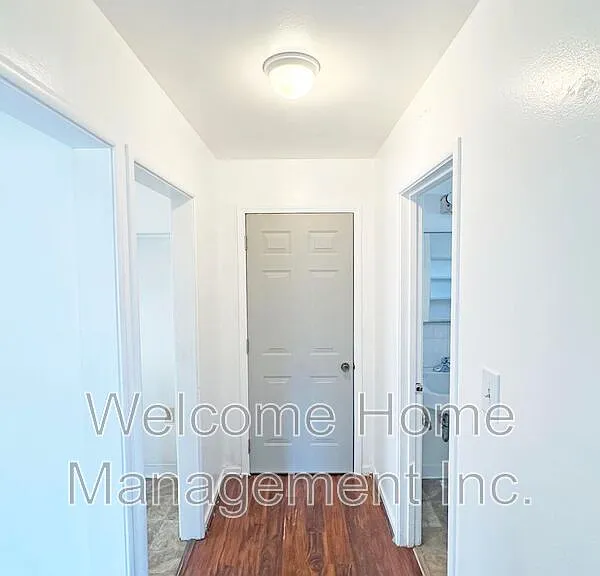 24074 Park St — Photo 5