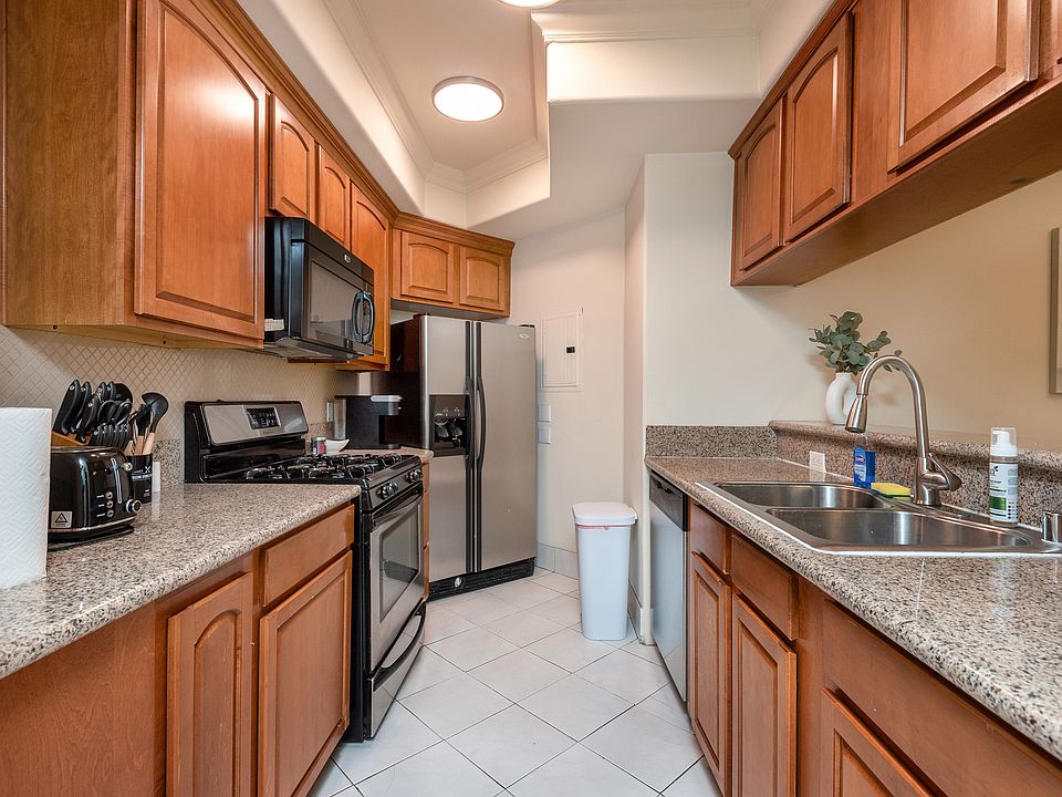 1st image of 1836 Parnell Ave APT 101