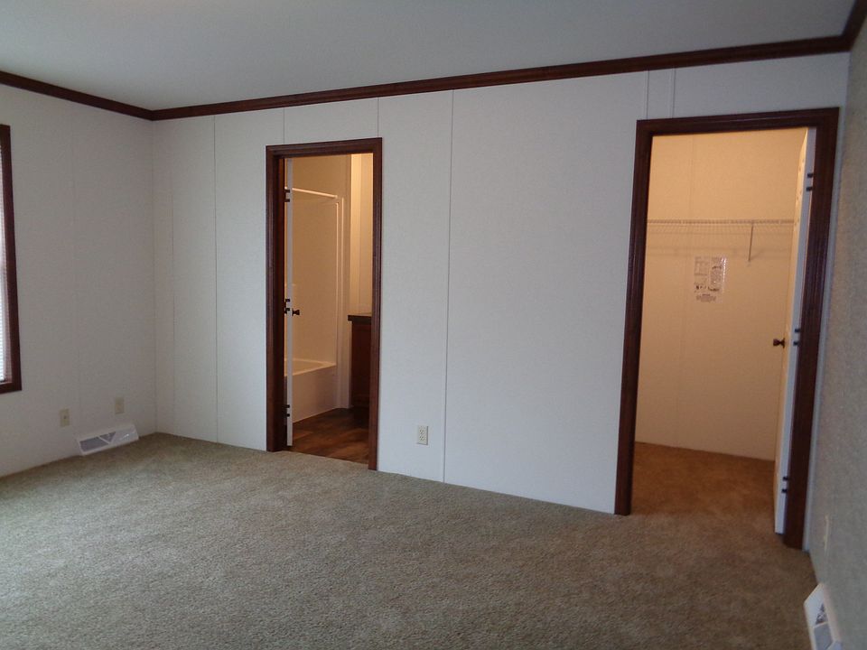 1st image of 7126 123rd St W