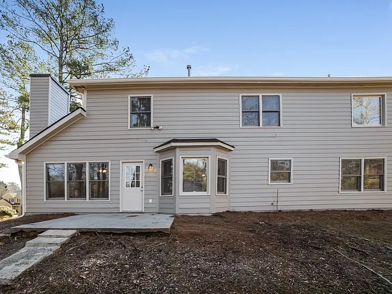 5690 Roundelay Way — Photo 17