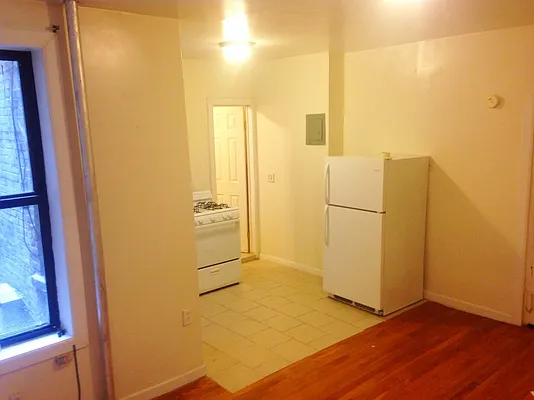 Rented by Bohemia Realty Group | media 17