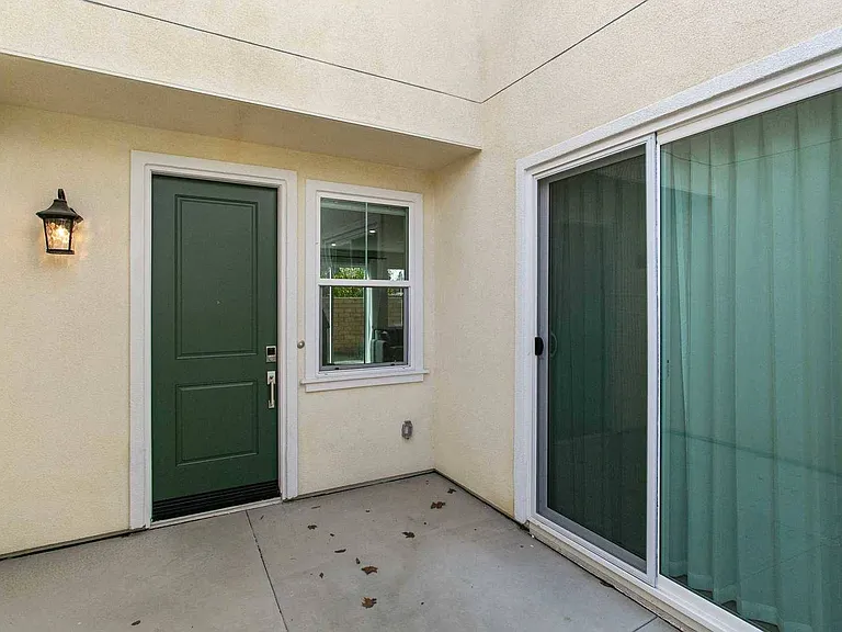 2101 Rio Grande — Photo 19