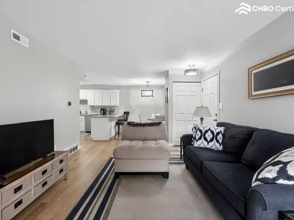 13085 W Cedar Dr, Lakewood, CO