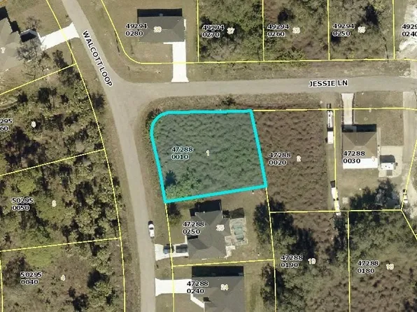 1944 Walcott Loop, Lehigh Acres, FL 33972