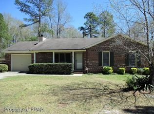 4111 Freedom Ln, Hope Mills, NC 28348