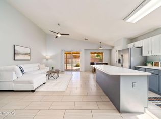 7916 E Waverly St, Tucson, AZ 85715