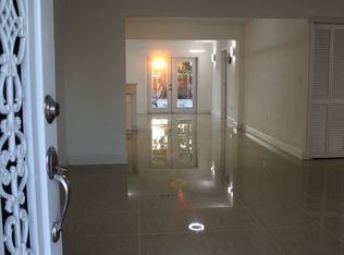 330 SW 118th Ave, Miami, FL 33184