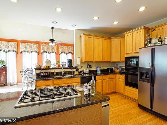 4th image of 11311 Whipkey Dr